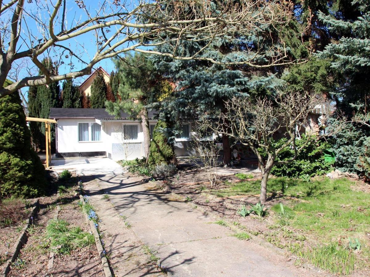 Bungalow Gartenidyll In Berlin Exterior photo